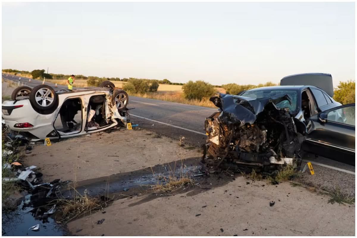 O familie de români, implicată într-un grav accident rutier în Spania. Trei copii au murit.