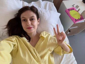 Actrița Ada Galeș, în lupta cu cancerul: „Mă pregătesc de a 4-a operație”