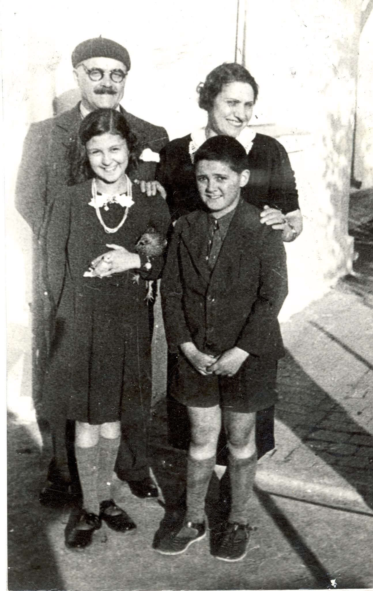 Tudor Arghezi: Între închisoare, literatură și compromisuri politice