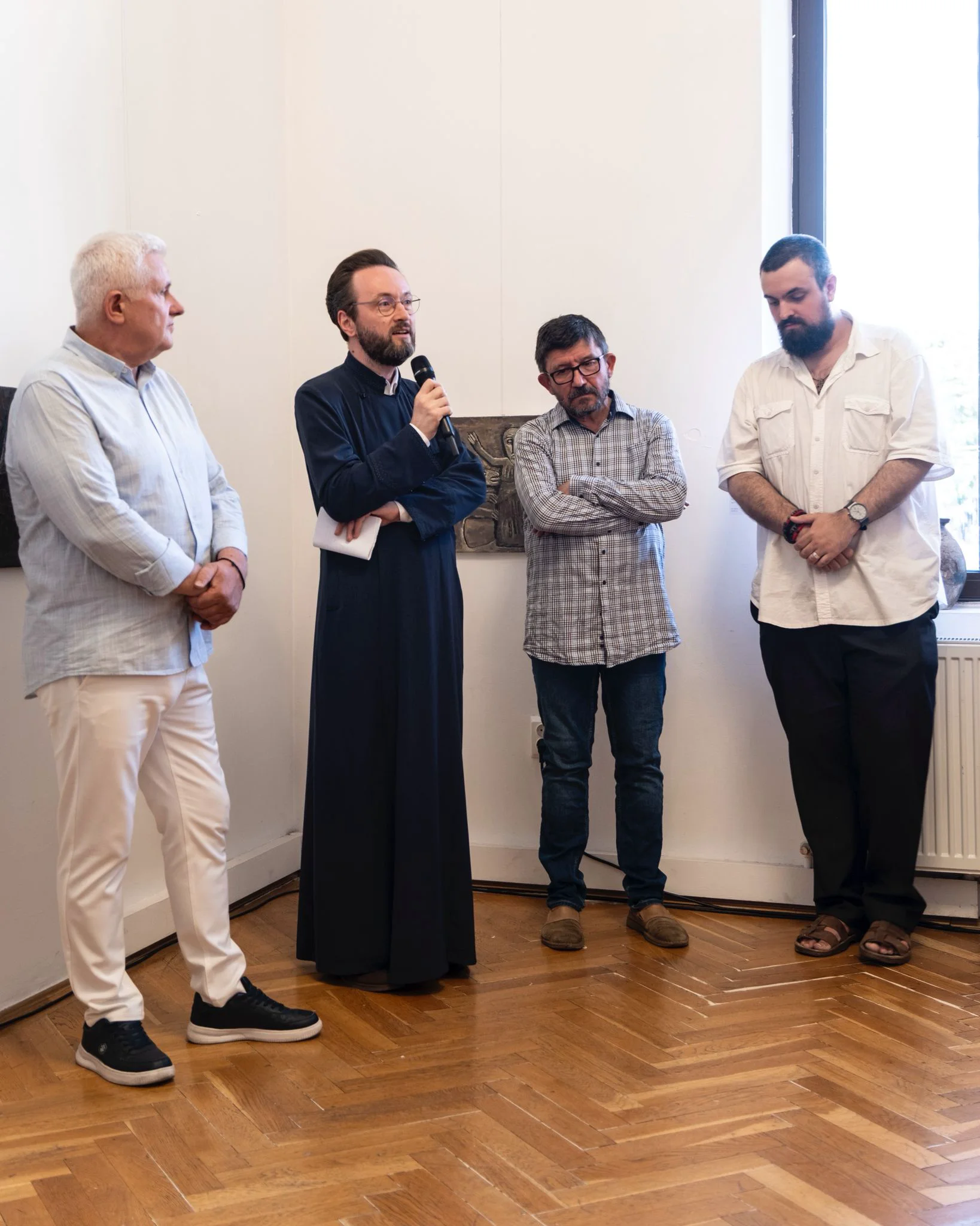 Expozitie Vardar- Galeria Romana.poza4