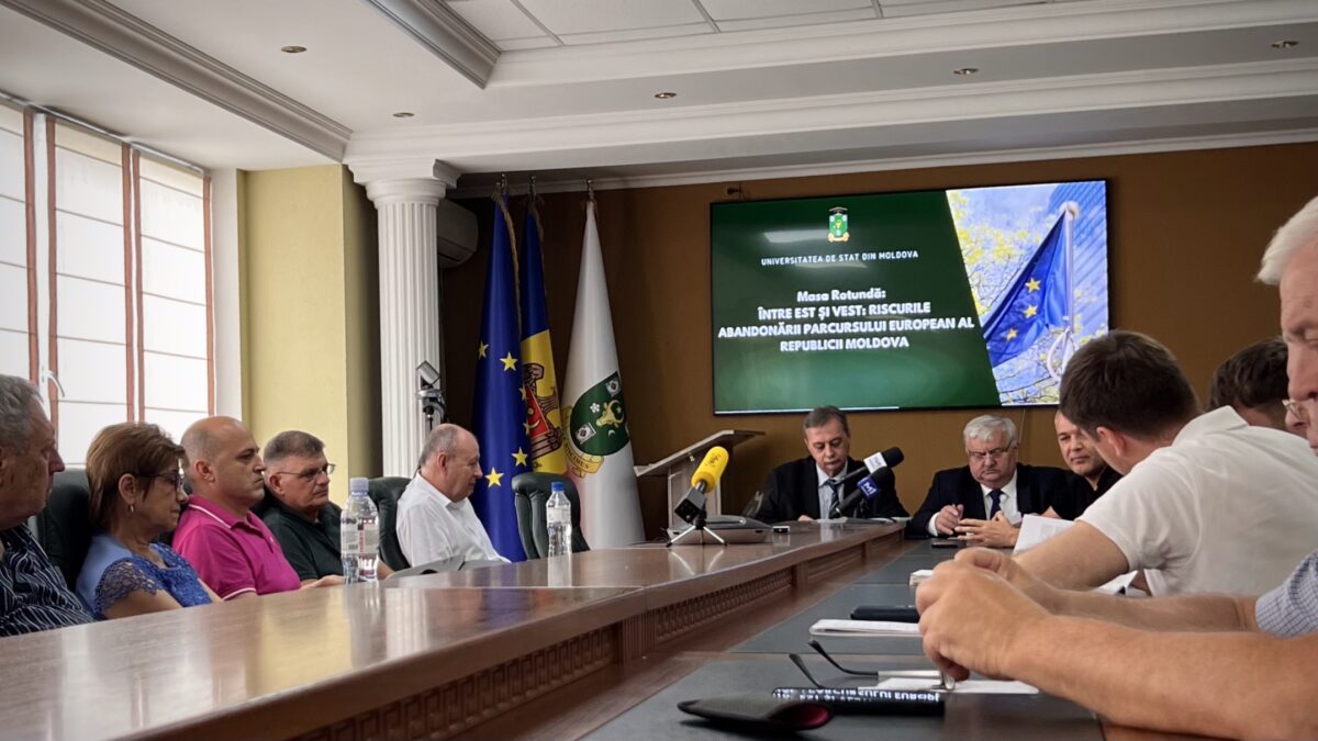 Răscruce istorică pentru Republica Moldova. Avertismentul experților: „Izolarea este reală”