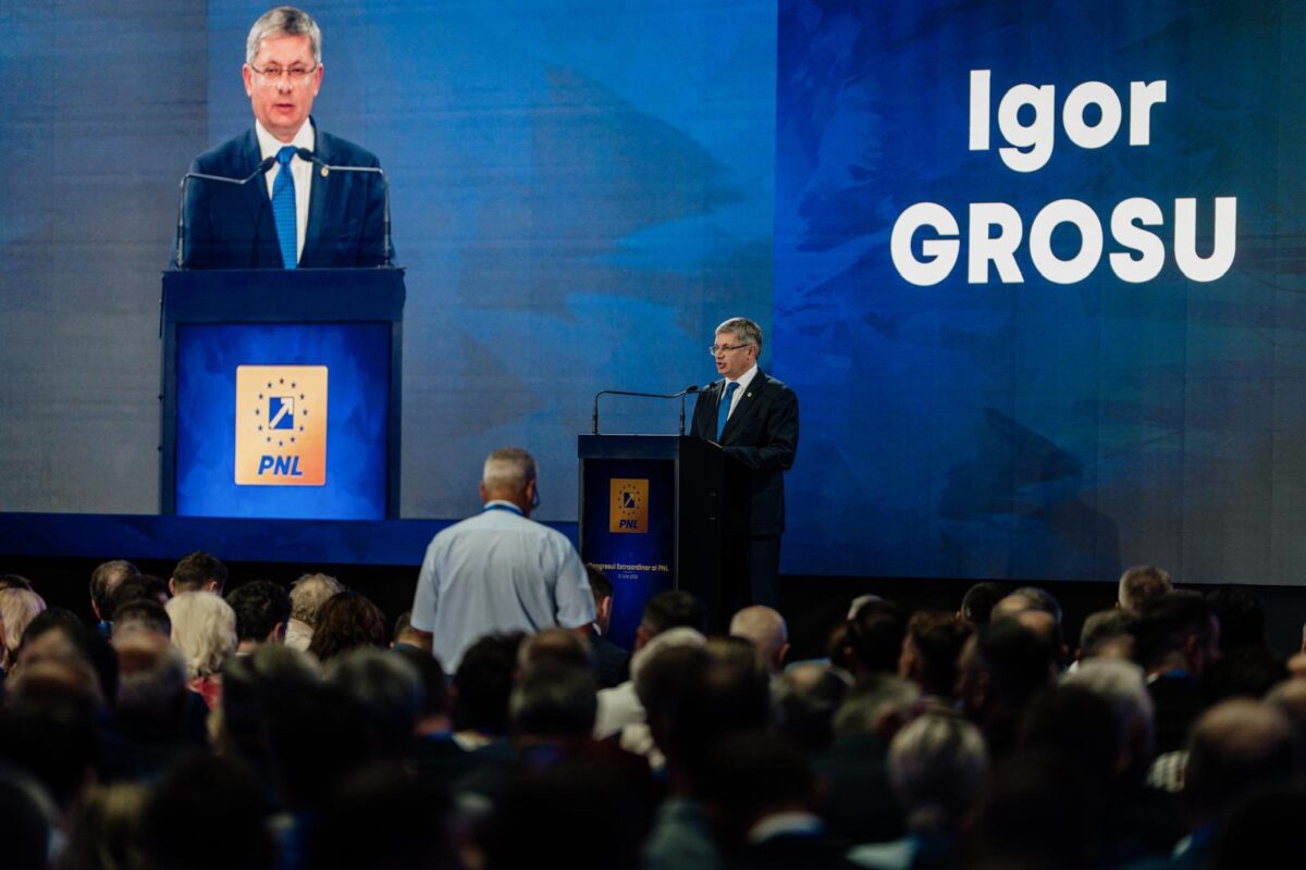 Preşedintele Parlamentului de la Chişinău, mesaj de susținere pentru Bolojan: Felicitări, dragă prietene