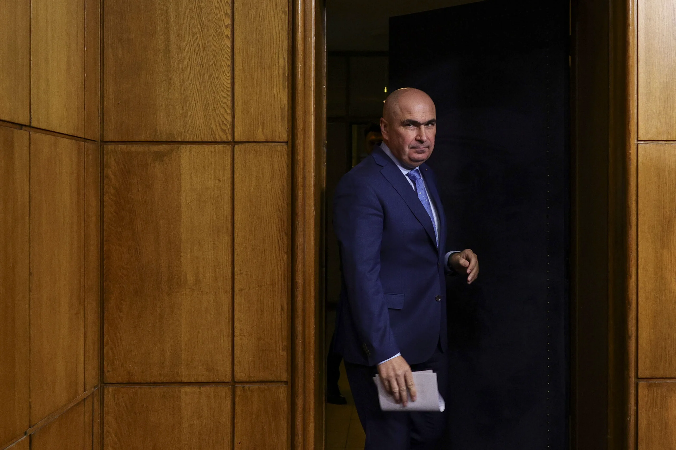 Măsuri dure pe lista Guvernului Bolojan. Cât de ușor li se poate lua permisul șoferilor