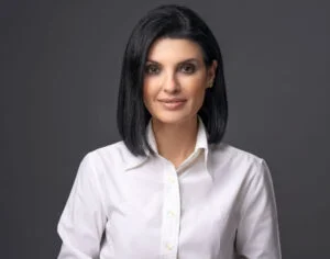 „Cultura nu se oprește în weekend!” – Lavinia Șandru contra măsurii ministrului Demeter Andras