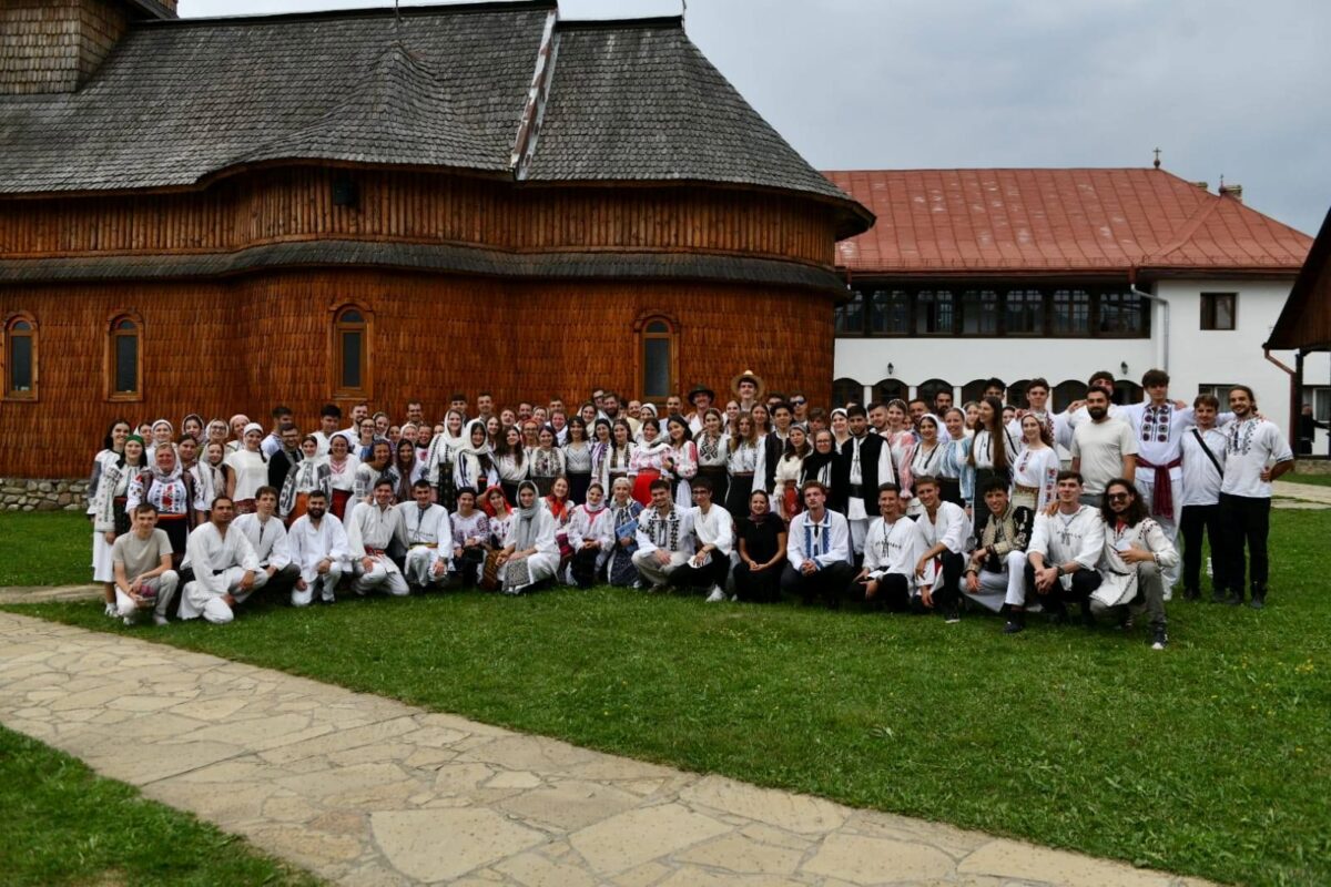 Tabăra Internațională Oașa a reunit peste 180 de tineri români din diaspora și din țară