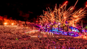 Incendiu devastator la Tomorrowland. Scena principală a fost complet distrusă