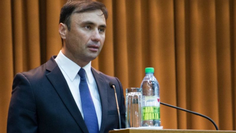 Vitalie Pîrlog, fostul ministru al Justiției, plasat în detenție la Paris