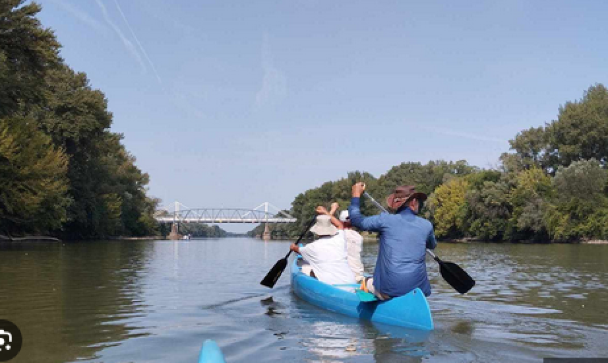 Arad și Csongrad, legate prin ambarcațiuni. Traseu turistic pe Mureș, de la Arad la Szeged