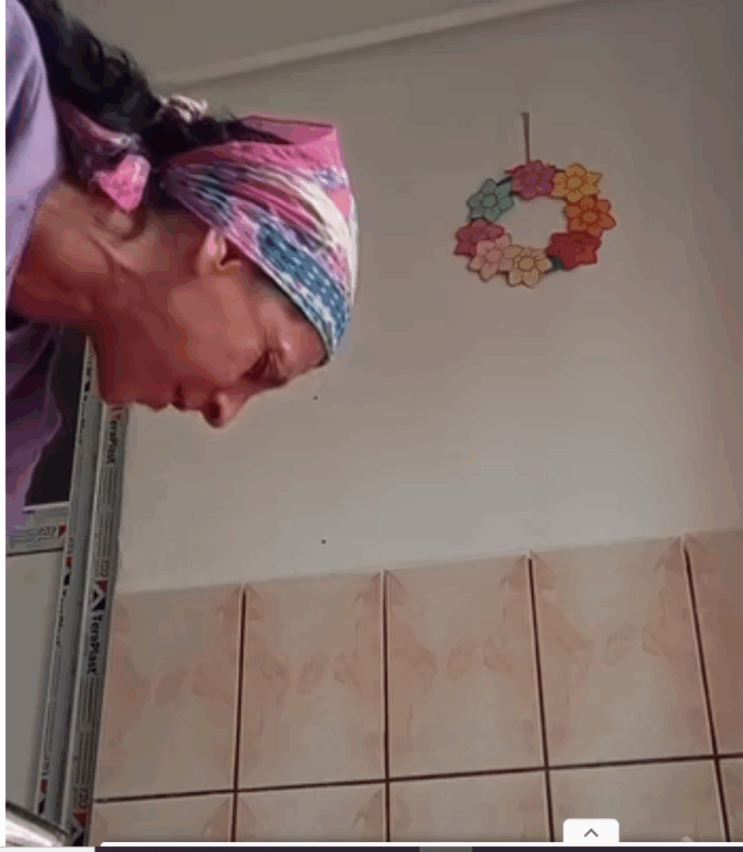 Fetiță supusă de mama sa unei ședințe de exorcizare. Scenele au ajuns pe internet