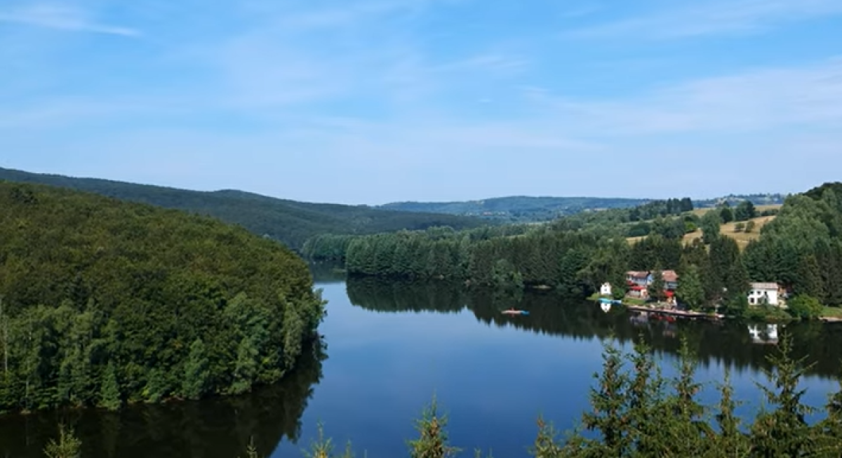 Lacul Trei Ape, bijuteria Semenicului, dispare. Natura ne cere ajutorul