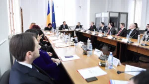 Taxarea pensiilor speciale. Câți bani ar intra lunar în conturile statului