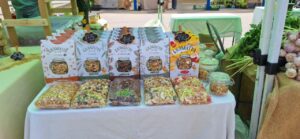 Producătorii autohtoni își scot marfa la vânzare în weekend. Adresele din Chișinău