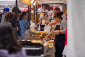Festivalurile de mâncare au devenit experiențe gustative care cresc turismul și economia locală