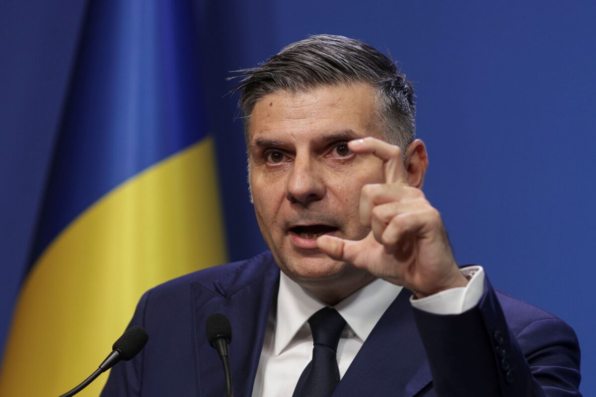 Statul se face stăpân pe banii din Pilonul 2. Retragi maximum 25%