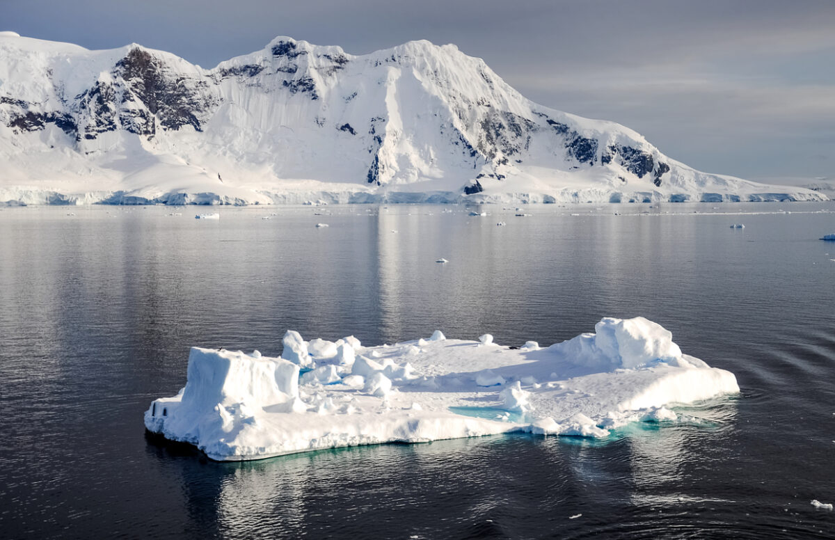 Cutremur puternic în apropiere de Antarctica. Risc de tsunami în zonă