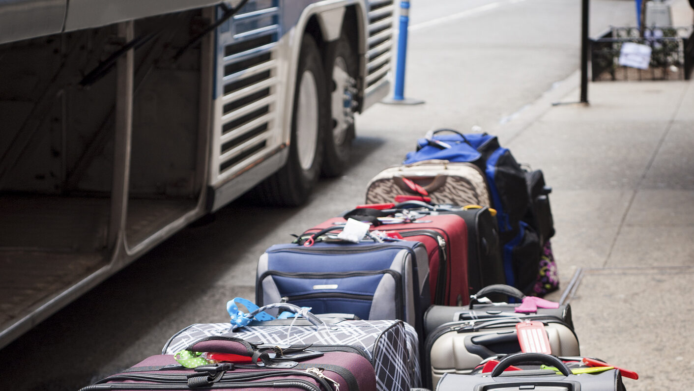 Moldovenii care revin acasă vor putea aduce mai multe bunuri fără taxe până în 2026