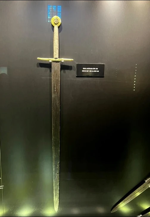 Cum a ajuns la turci spada lui Ștefan cel Mare