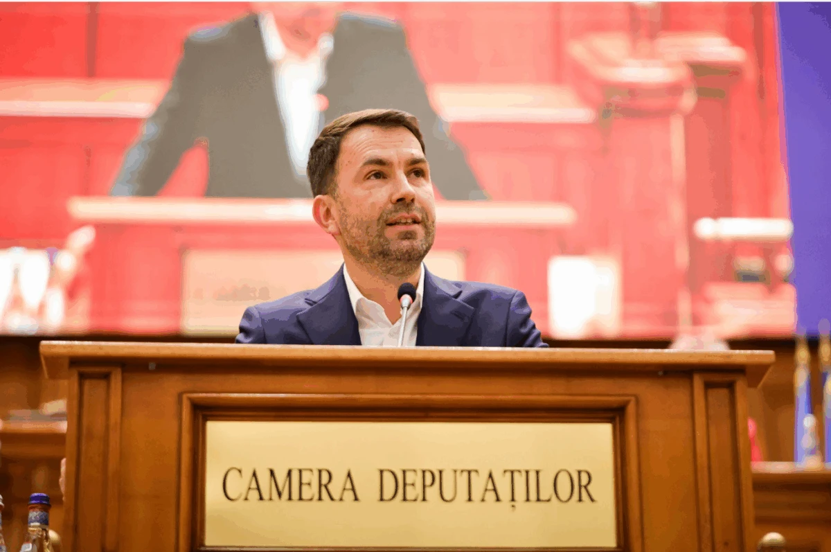 Deputatul Drulă, activ pentru Primăria Capitalei, dar absent la serviciu. Are zero inițiative parlamentare