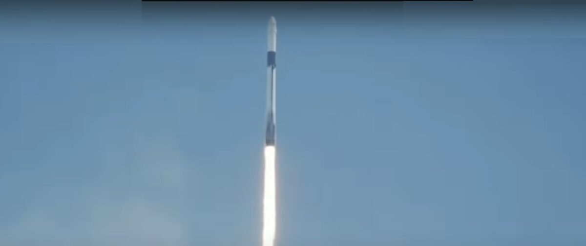 Misiune fulger. Echipajul SpaceX ajunge pe ISS în 15 ore