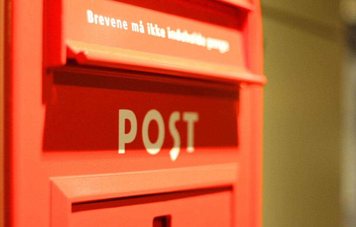 Poșta se închide pentru că oamenii nu mai scriu scrisori