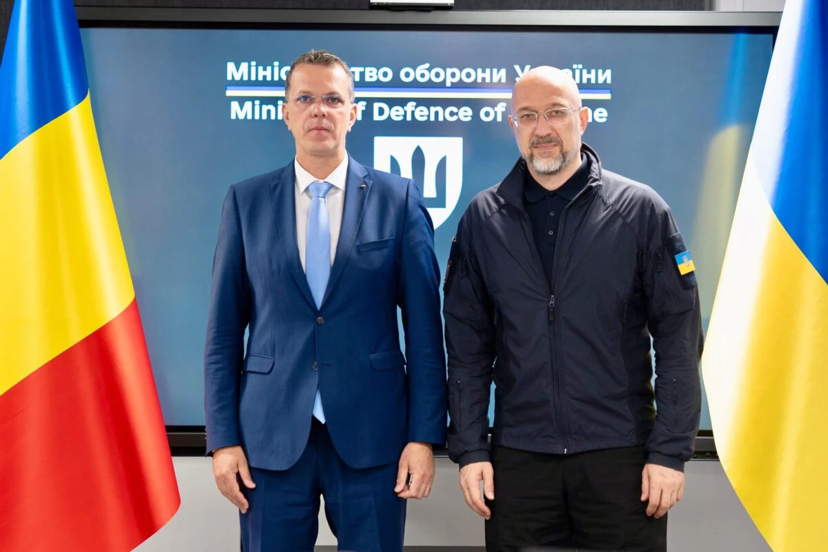 Ionuţ Moşteanu, întâlnire cu ministrul ucrainean al Apărării, Denîs Șmîhal
