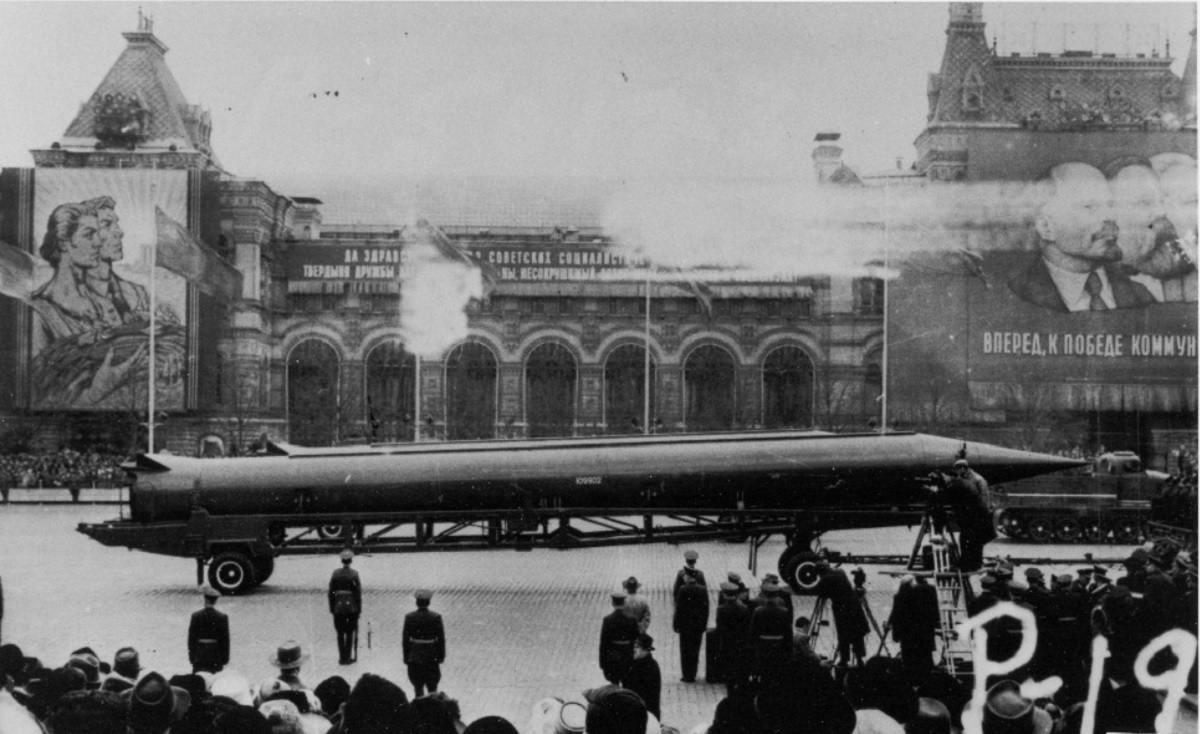 Rachetă balistică sovietică cu rază medie de acțiune