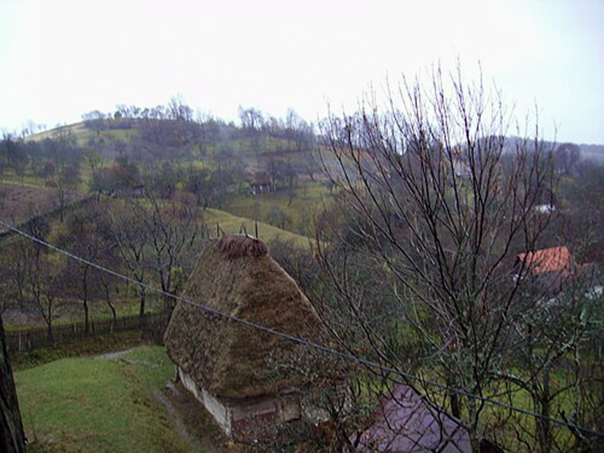 Satul din Apuseni șters de pe hartă, dar încă locuit