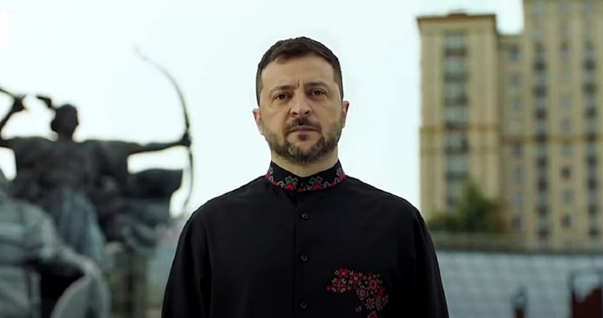 Zelenski ar fi de acord cu o retragere din est, în schimbul garanțiilor de securitate cu intervenție militară