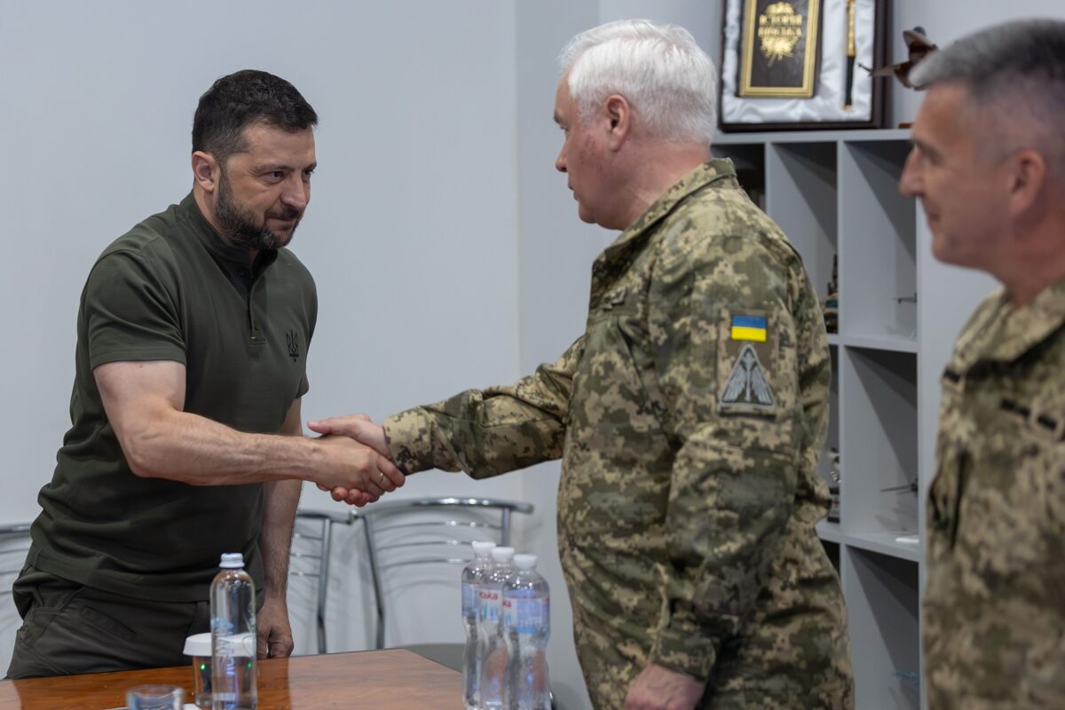 De Ziua Forţelor Aeriene, Volodimir Zelenski numeşte un nou comandant