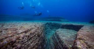 Legenda orașului scufundat din Japonia. Atlantida din Pacific și enigmele ruinelor de la Yonaguni