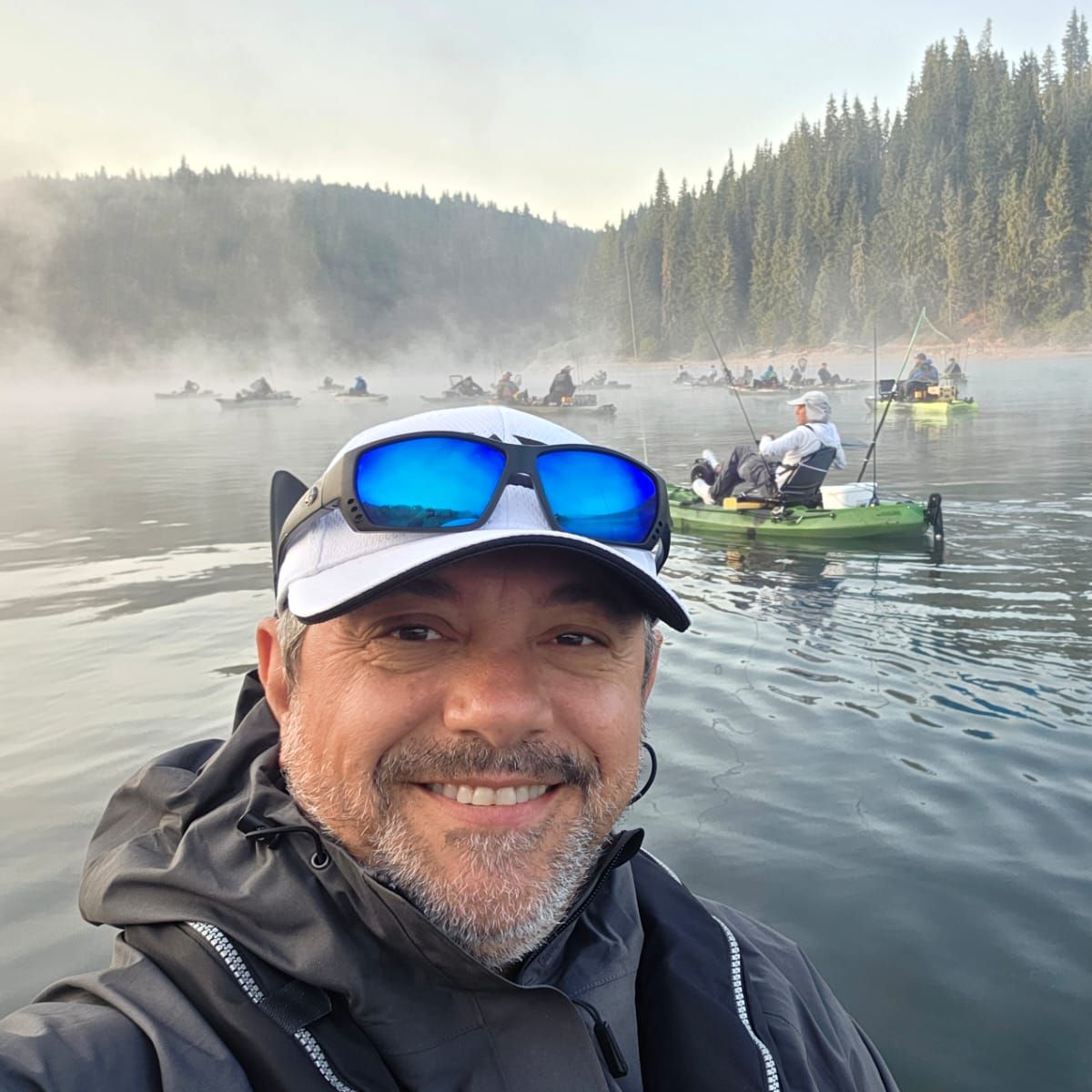 Chef Bontea a descoperit un lac superb! Culmea: este în România