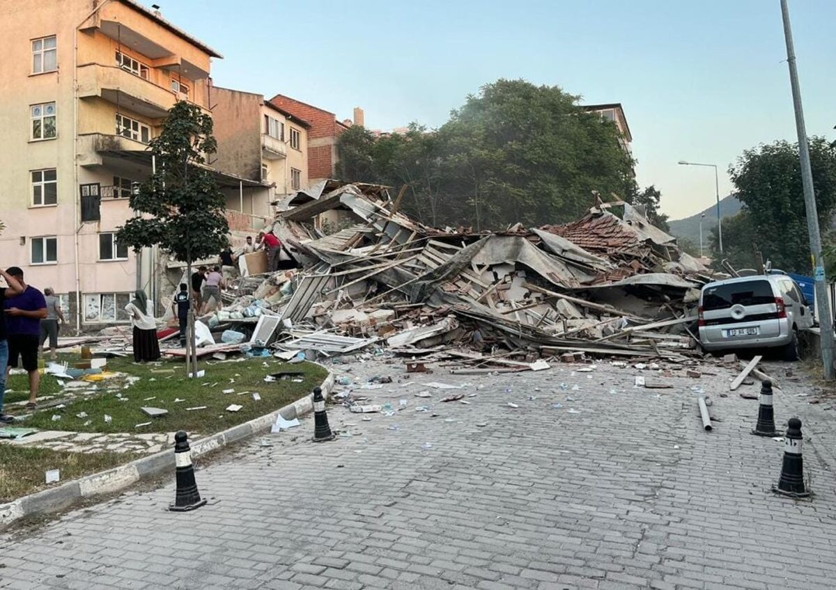 După cutremurul de 6,1, Turcia se pregătește pentru replici periculoase