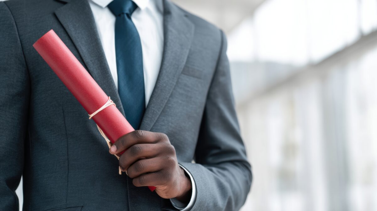 Spania, lovită de scandalul diplomelor false. Demisii în lanț