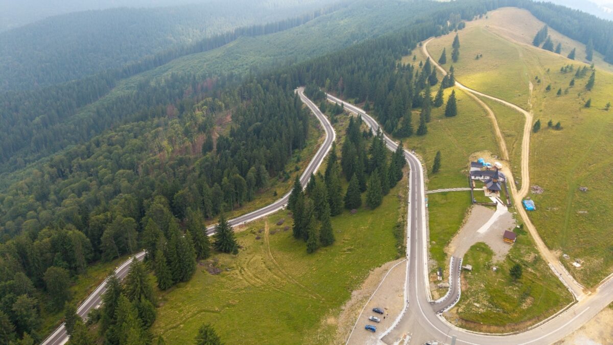 Un secol de istorie refăcut. Drumul Vitoriei Lipan, în imagini spectaculoase