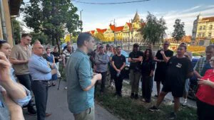 Protest inedit cu jucării la Timișoara. Ce mesaj vor să transmită