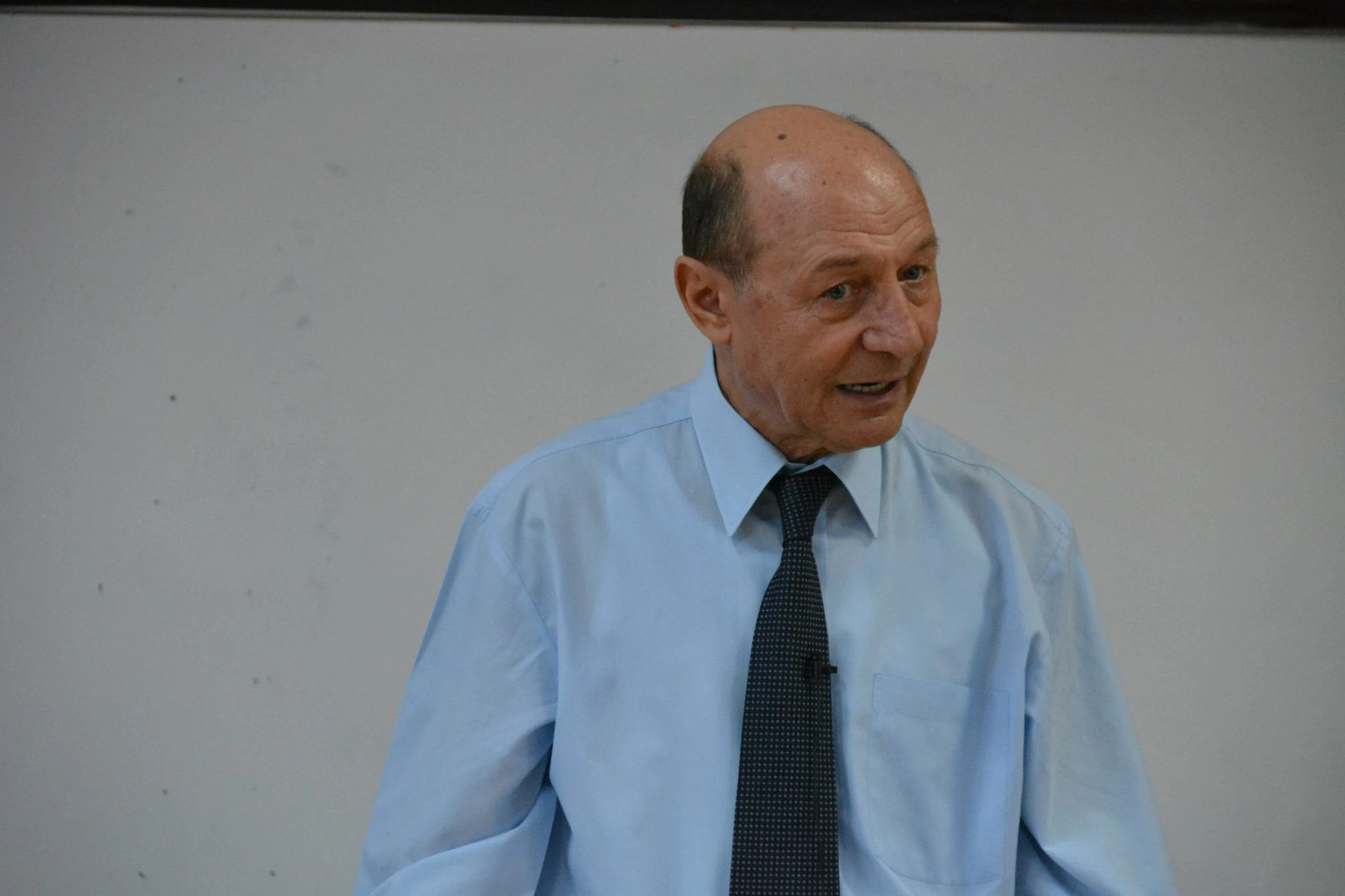 Băsescu, despre dosarul în care apare numele lui Bolojan: Cred că banii erau pentru partid
