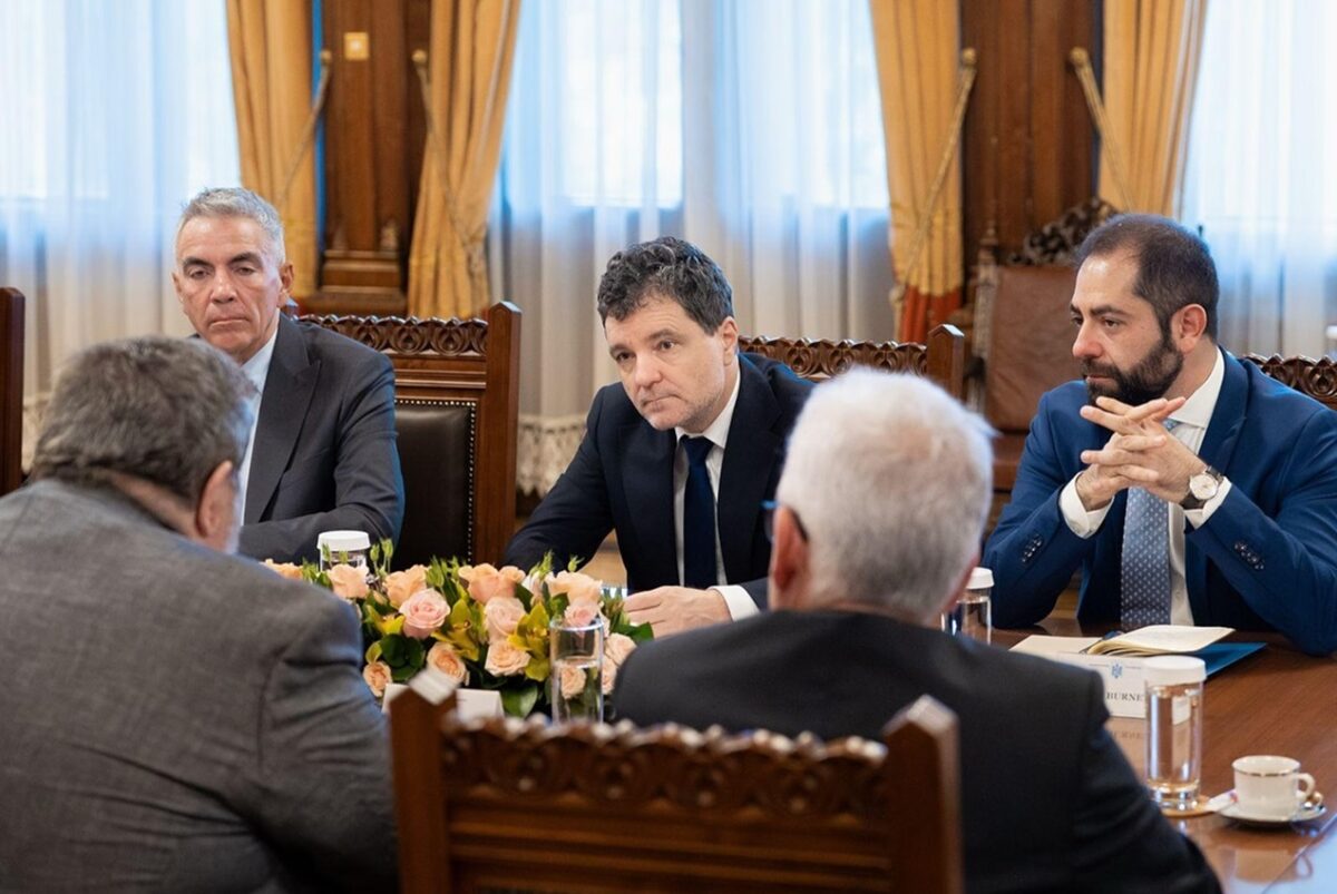 Nicușor Dan își schimbă echipa de la Cotroceni. Cine sunt Marius Lazurcă și Cosmin Filatov