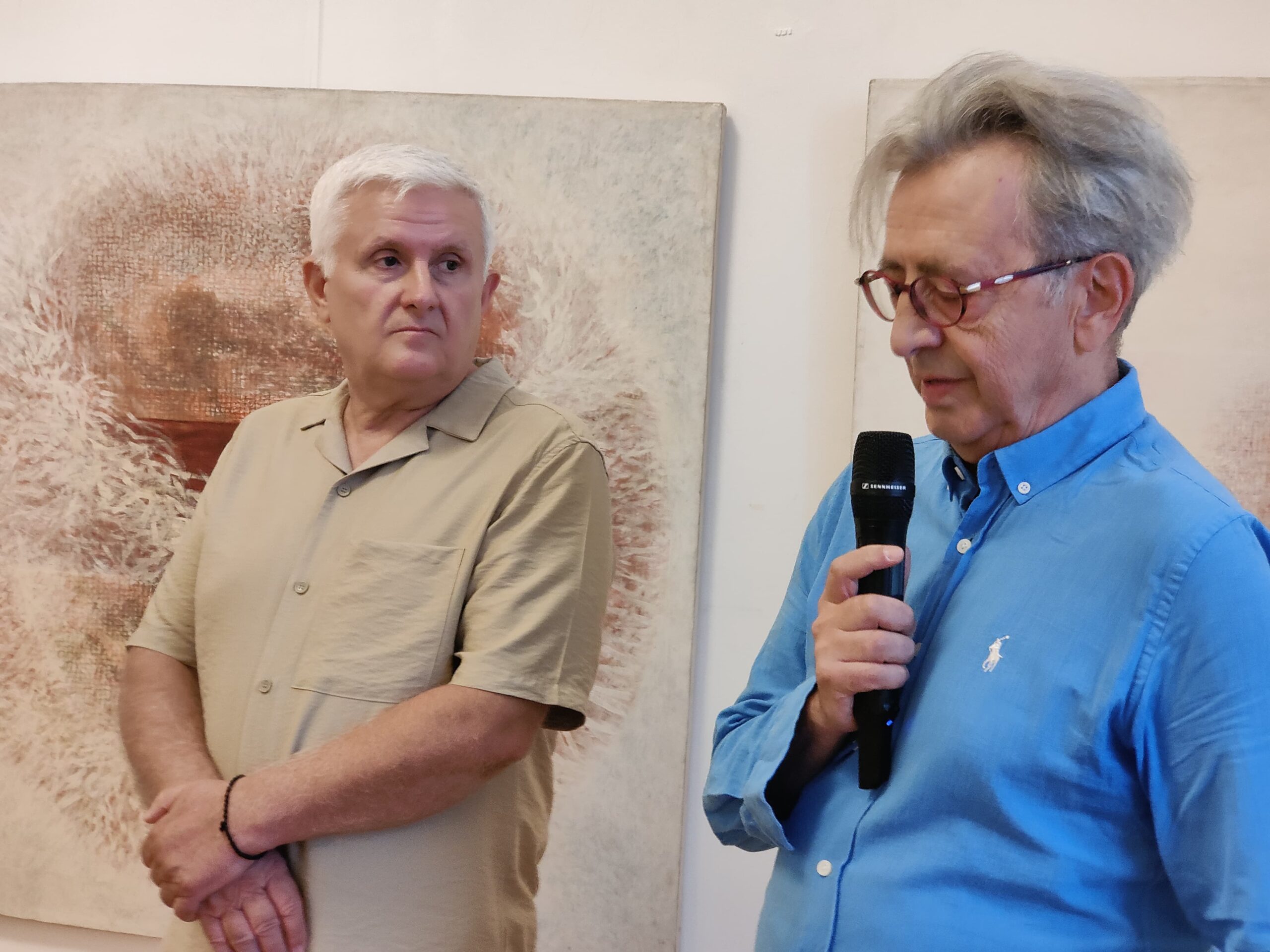 „Schimbarea la față” - metamorfoza continuă a unui destin artistic