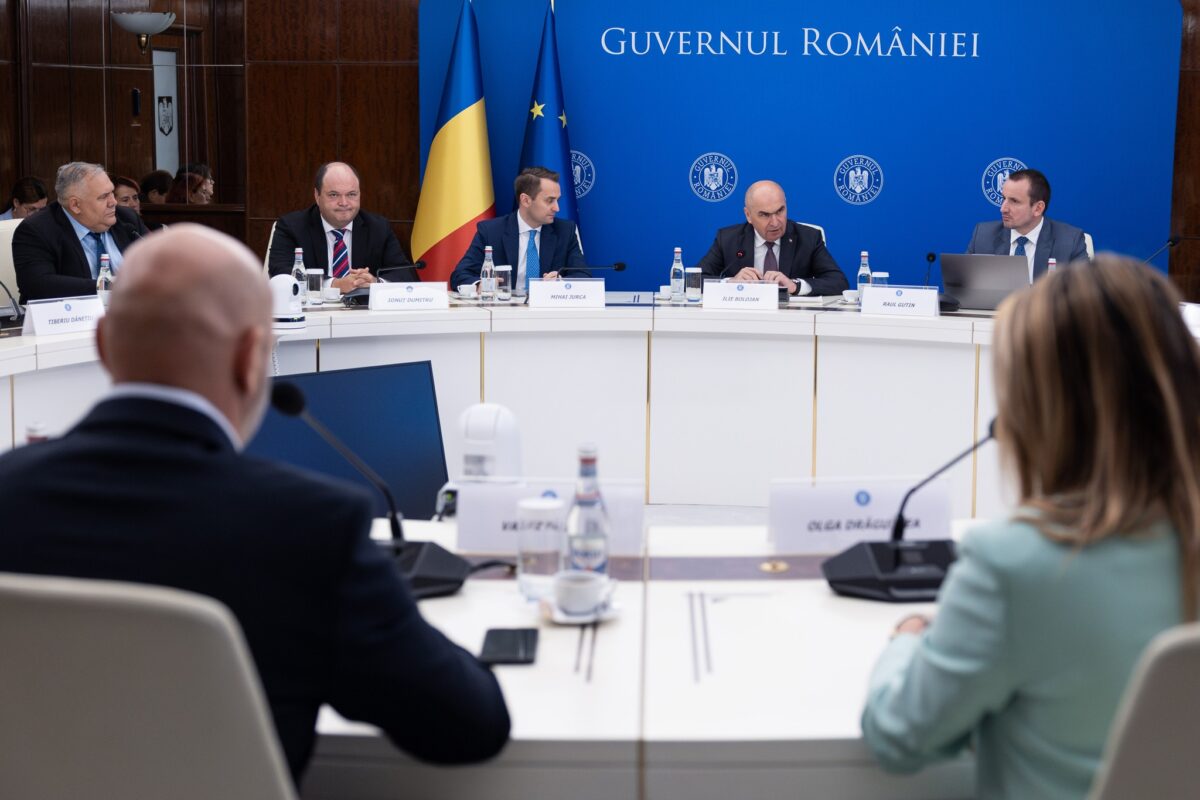 Retailerii, sceptici față de plafonarea adaosului, dar acceptă decizia Guvernului