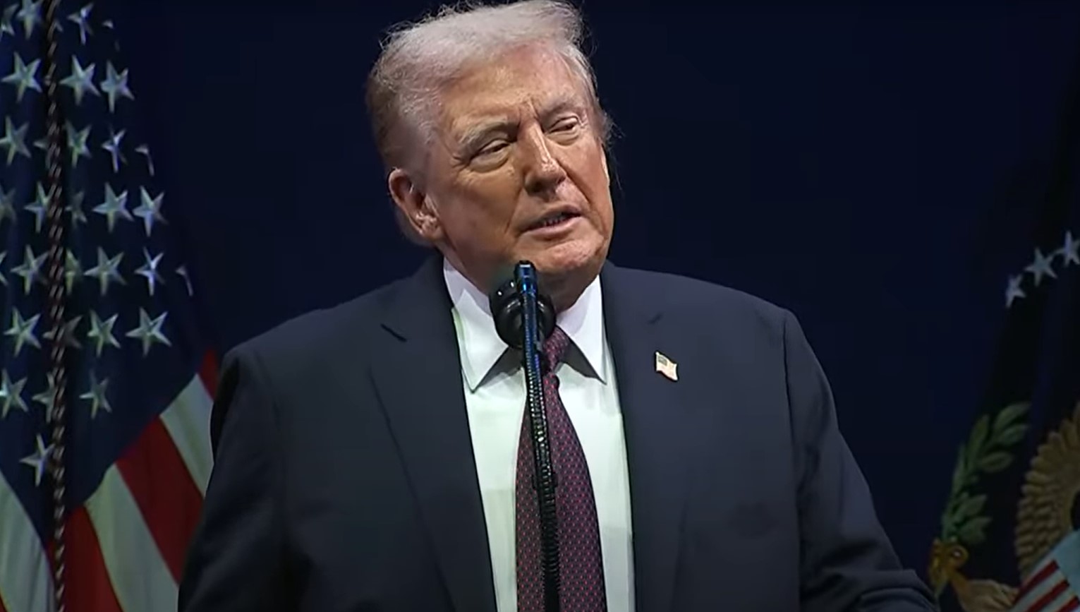 Evz.ro. Trump a trimis submarine nucleare în coasta Rusiei. Nicușor Dan, anunț în dosarul alegerilor anulate și cum s-a transformat o vedetă de la Vocea României