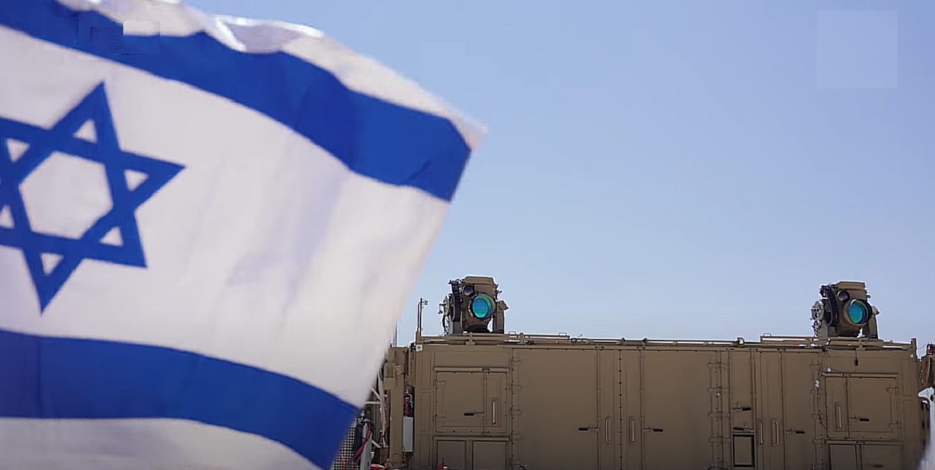 Iron Dome, completat de „Iron Beam”. Israel va putea doborî drone