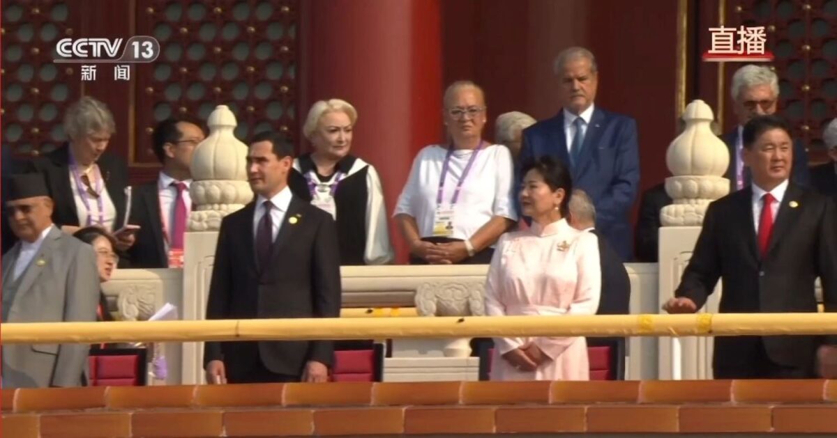 Ambasada Chinei mulțumește foștilor premieri români pentru prezența la Beijing