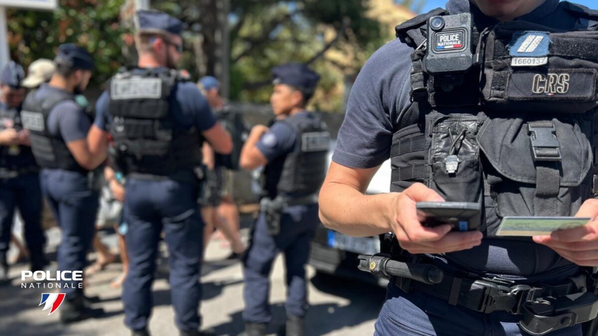 O româncă de 24 de ani, acuzată că a ucis un bărbat de 81 de ani în Franța