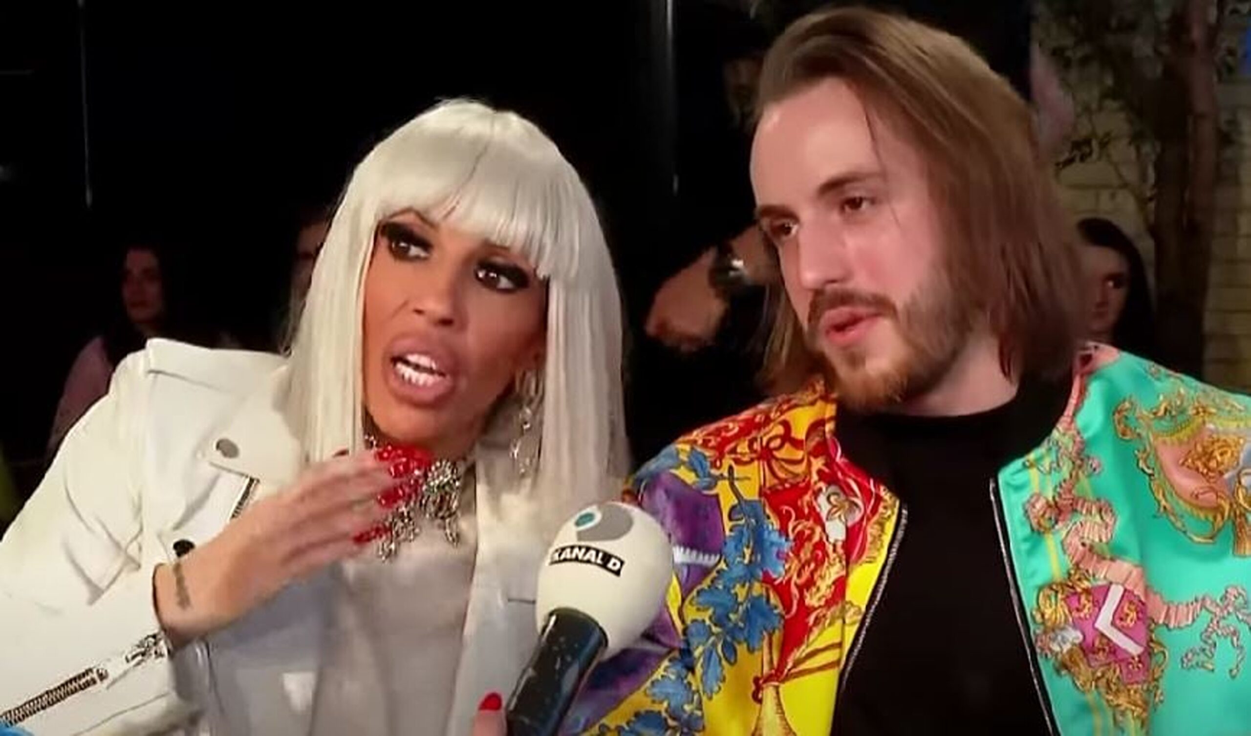 Raluca Bădulescu și iubitul tânăr.v1