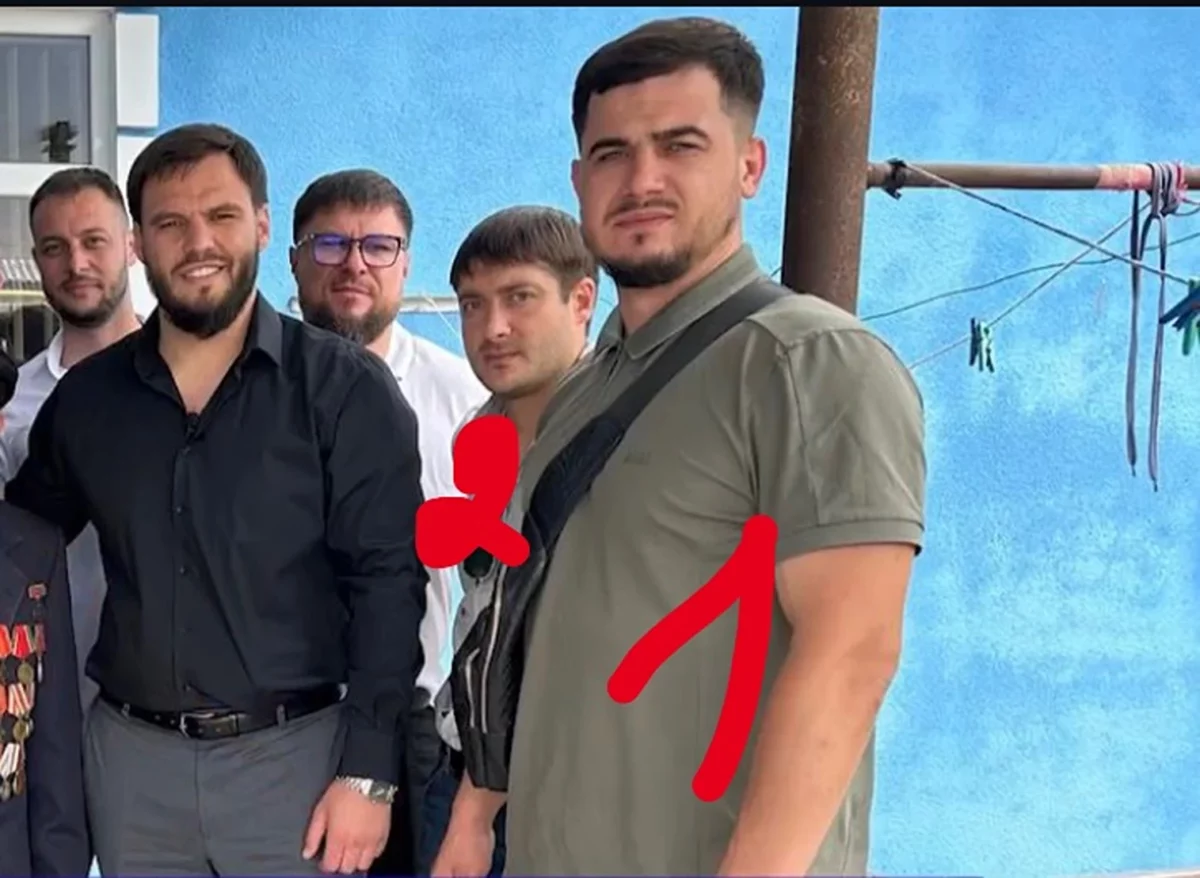 Moroşan lângă sportivi
