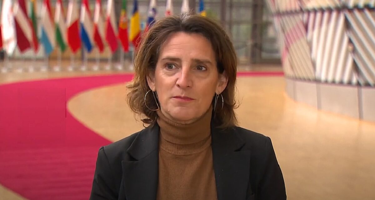 Teresa Ribera o implică pe Von der Leyen în decizia de amendare a Google