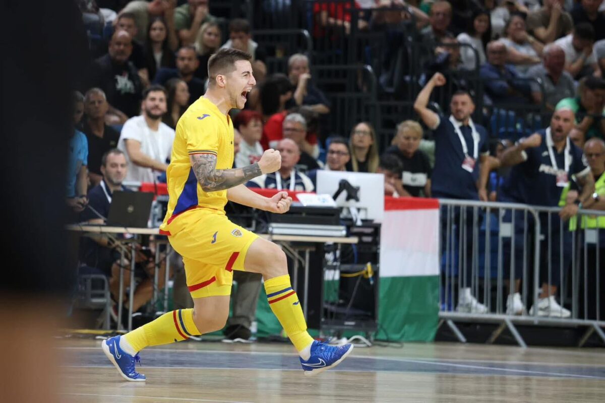 România - Ungaria, 2-2 la futsal. Fanii tricolorilor s-au bătut cu jandarmii. Adio, Campionat European!