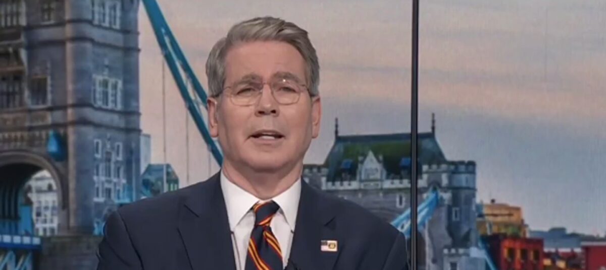 Scott Bessent a afirmat că propunerea lui Trump de raportare semestrială ar avantaja investitorii