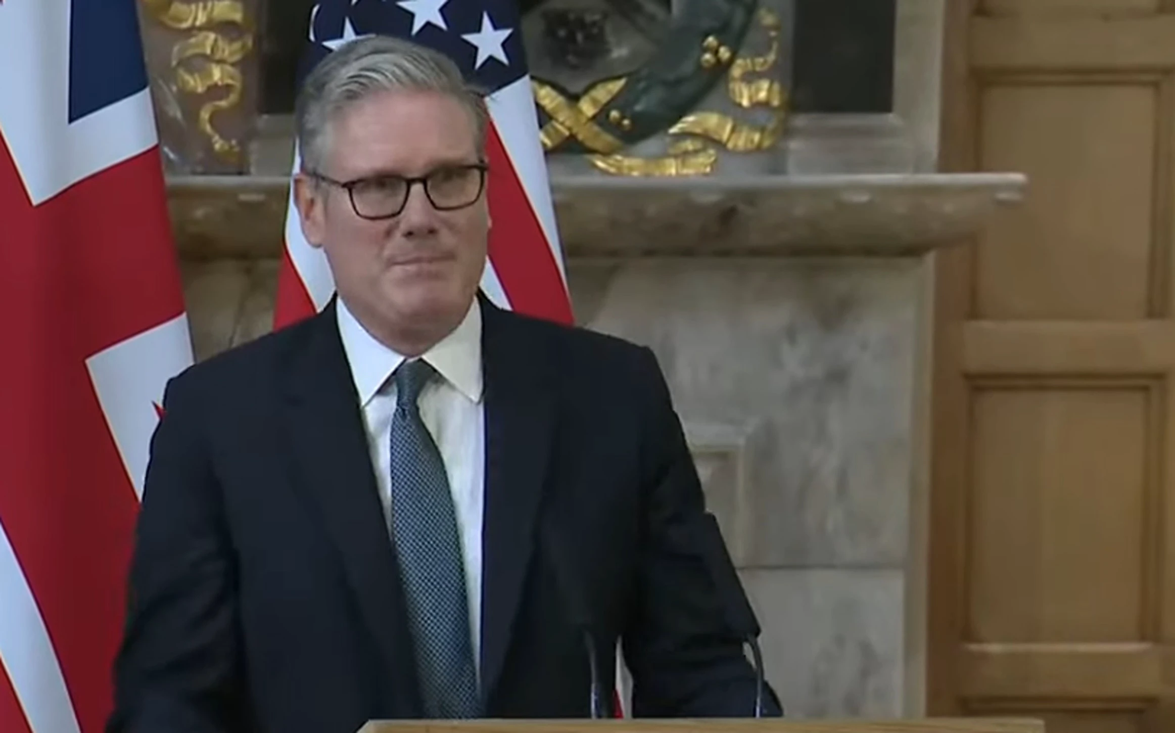 Keir Starmer, pe cale de a fi dat jos de propria tabără. Confruntarea internă se intensifică