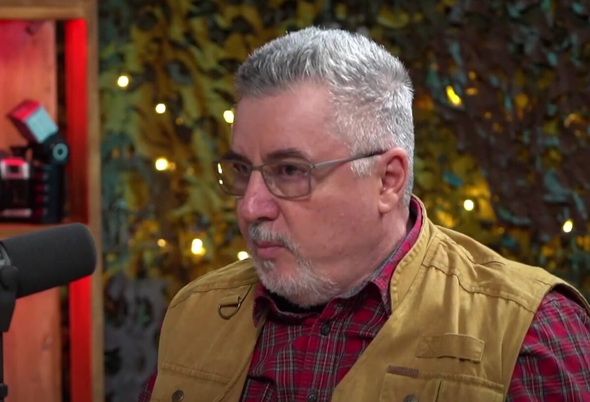 Călin Hentea avertizează asupra războiului hibrid și propagandei ruse în România. Cazul Georgescu, unul clasic